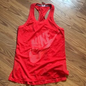nike top